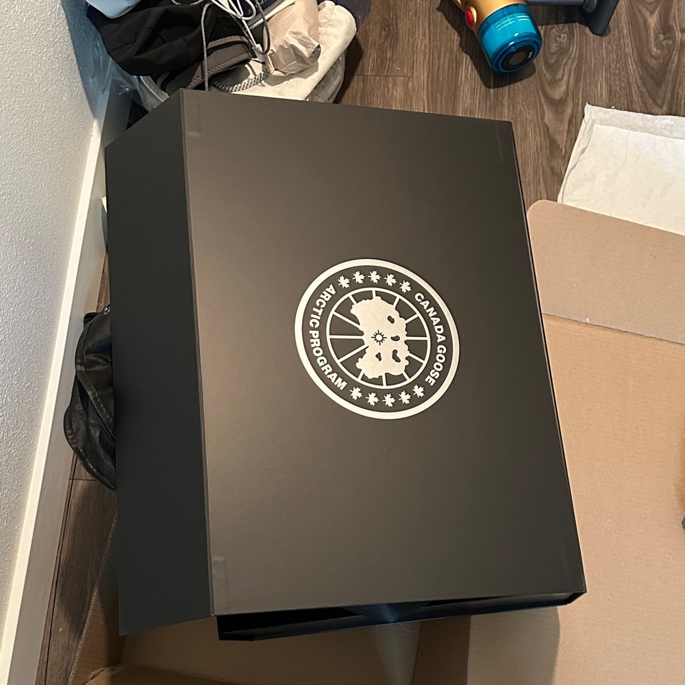 Canada Goose Black Gift Box